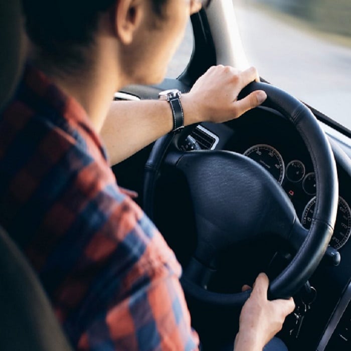 How to get driving license in Oman